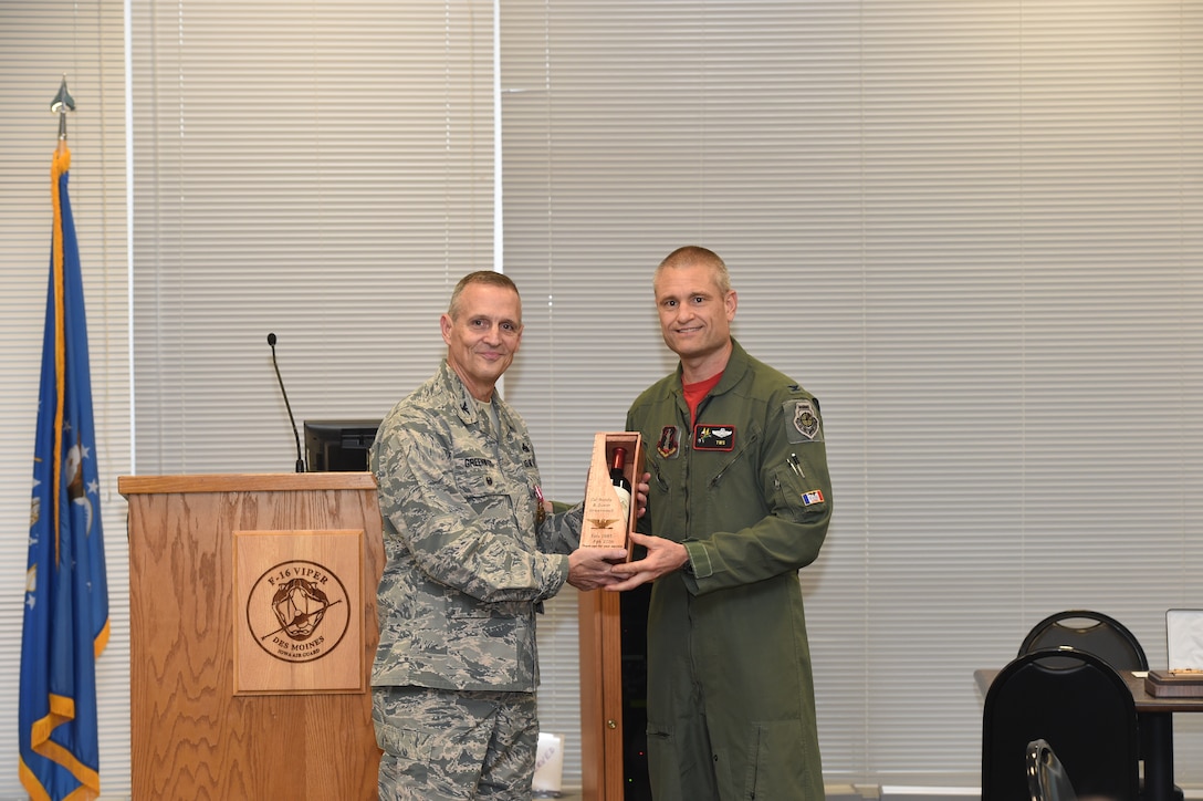 132d Wing, Col Randy Greenwood's retirement as a technician. (U.S. Air National Guard photo by Master Sgt. Robert Shepherd/Released)