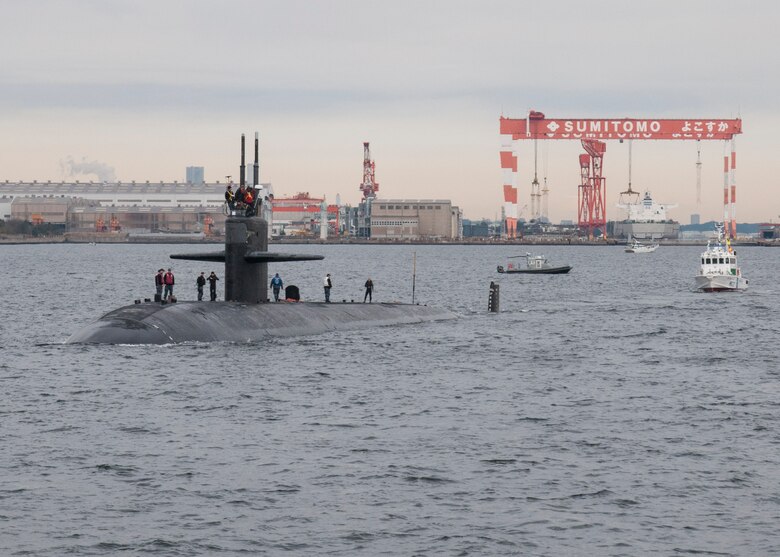 160111-N-ED185-078
TOKYO BAY (Jan. 11, 2016) The Los Angeles-class fast-attack submarine USS City of Corpus Christi (SSN 705) transits Tokyo Bay before arriving at Fleet Activities Yokosuka. City of Corpus Christi is visiting Yokosuka as a part of a scheduled port visit. (U.S. Navy photo by Mass Communication Specialist 2nd Class Brian G. Reynolds/Released)
