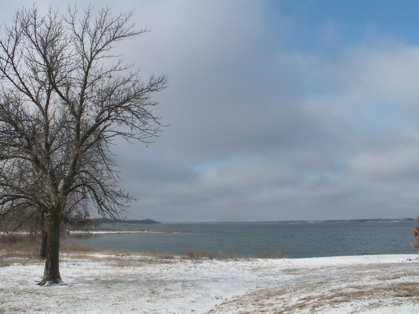 Please use caution when recreating at the lake during the cold season. Always be aware of changing lake conditions.