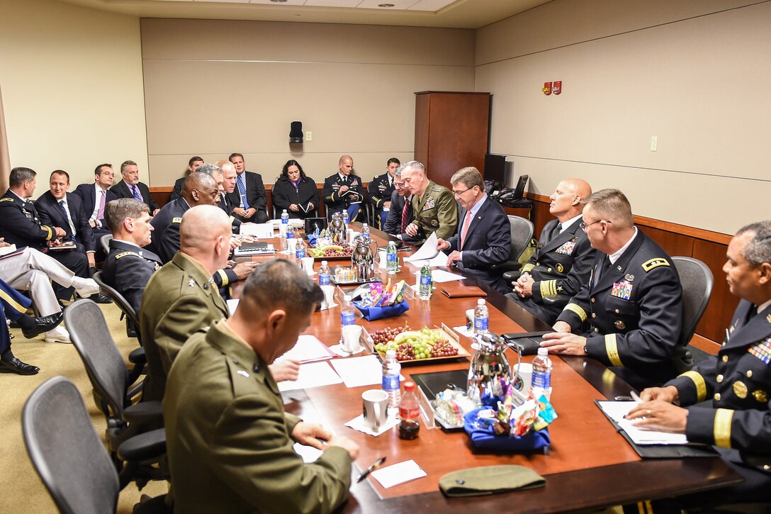 Defense Secretary Ash Carter discusses counter- ISIL operations with leaders of  U.S. Central Command and U.S. Special Operations Command on MacDill Air Force Base, Jan. 14, 2016. DoD photo by Army Sgt. 1st Class Clydell Kinchen