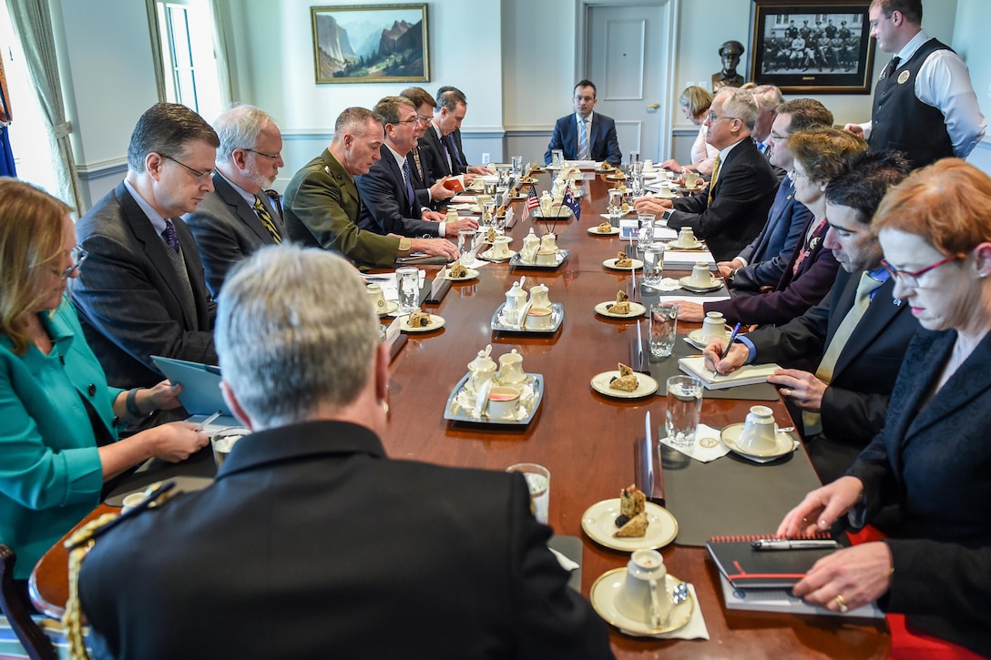 Defense Secretary Ash Carter, fifth from left, meets with Australian Prime Minister Malcolm Turnbull at the Pentagon, Jan. 18, 2016. DoD photo by Army Sgt. First Class Clydell Kinchen