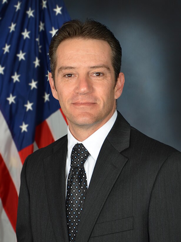 Defense Supply Center Richmond welcomes new police chief to the installation.  Police Chief Chad Tearne arrived November16, 2016 and brings with him over 20 years of law enforcement experience. (photo by Jackie Roberts, photographer DLA Installation Support at Richmond, Virginia)