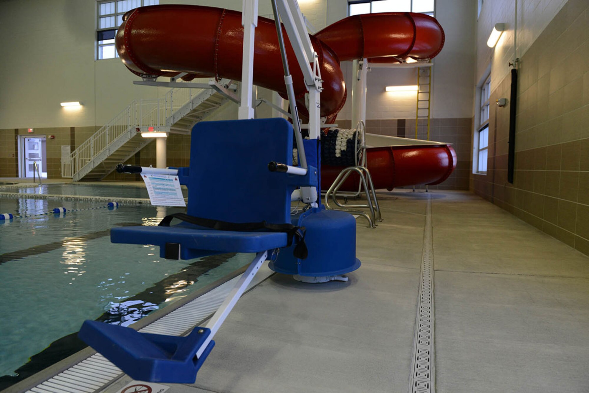 A mechanical chair at Buckner Physical Fitness Center will help military member recovering from lower body injuries, Jan. 13, 2016.  The fitness center has been under construction since 2013. (U.S. Air Force photo/Airman 1st Class Javier Alvarez)