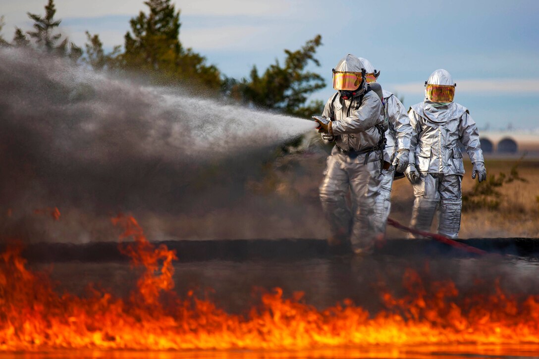 Marines conduct firefighting training at Marine Corps Air Station Cherry Point, N.C., Jan. 20, 2016. U.S. Marine Corps photo by Cpl. Stephanie Cervantes