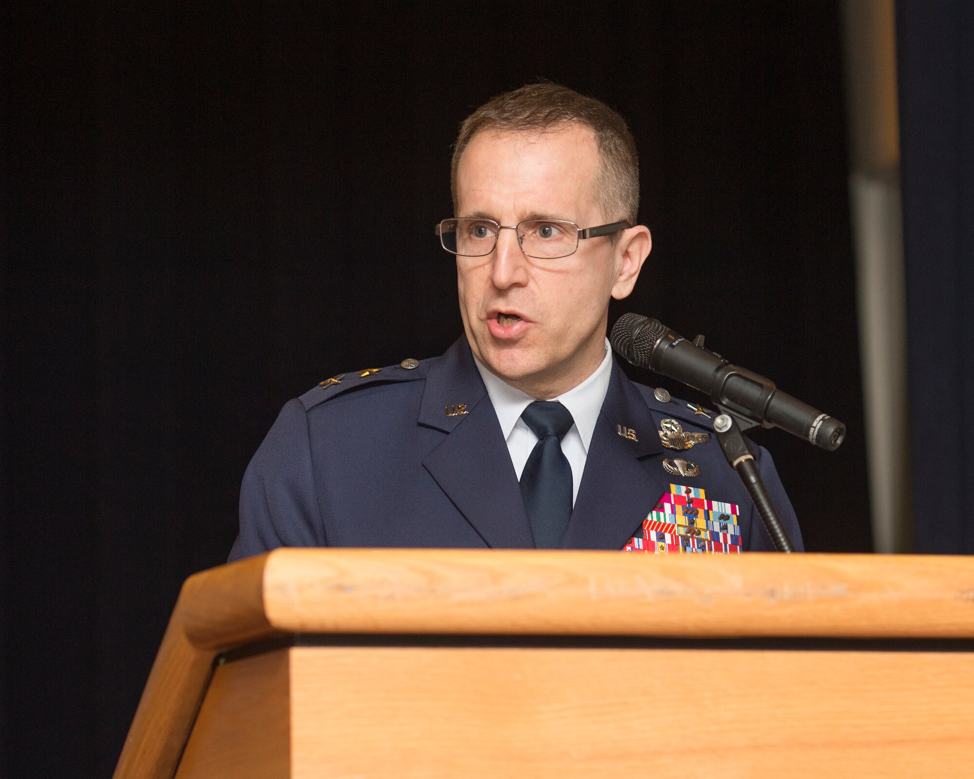 U.S. Air Force Maj. Gen. James Slife, deputy chief of staff for United Nations Command and U.S. Forces Korea at Yongsan Garrison, Seoul, South Korea, gives a speech during the United Nations Command (Rear) change of command ceremony at Yokota Air Base, Japan, Jan. 26, 2016. As the United Nations Command’s principal representative in Japan, the UNC-R maintains the status of forces agreement regarding United Nations Forces in Japan during armistice conditions. (U.S. Air Force photo by Osakabe Yasuo/Released) 