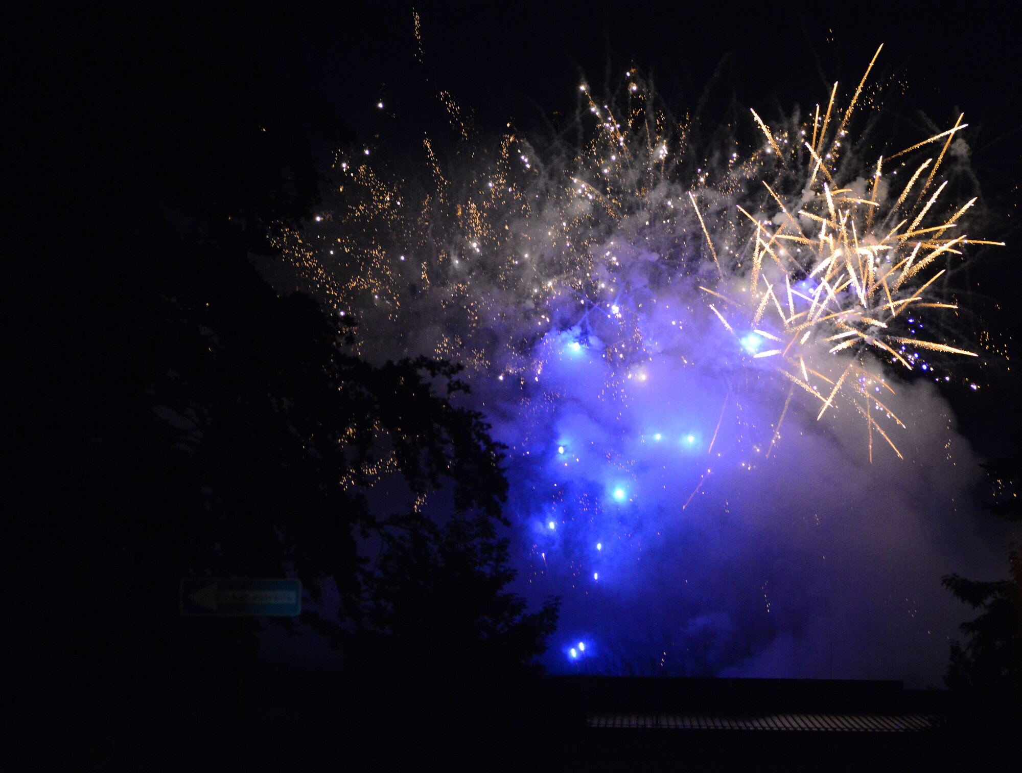 Fireworks explode during Freedom Fest 2016 at Ramstein Air Base, Germany, July 4, 2016. The Independence Day celebration included a variety of foods, games, rides and fireworks for Kaiserslautern Military Community members. (U.S. Air Force photo/ Airman 1st Class Joshua Magbanua)