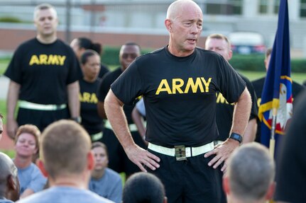 LTG Charles D. Luckey, the 33rd Chief of Army Reserve and 8th Commanding General U.S. Army Reserve Command, meets with Soldiers assigned to Headquarters and Headquarter Company, USARC, after an early-morning run around North Post on Fort Bragg, N.C., on July 6, 2016. Luckey spent several minutes talking to Soldiers and closed out the formation with the Soldiers’ Creed. Luckey was sworn in June 30, 2016 as the senior leader for nearly 200,000 Army Reserve Soldiers across all 50 states and U.S. territories. (Army Photo by Master Sgt. Mark Bell / Released)