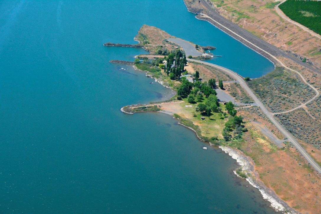Roosevelt Park, located near the John Day Lock and Dam near Rufus, Oregon, offers a boat ramp and camp sites to visitors.