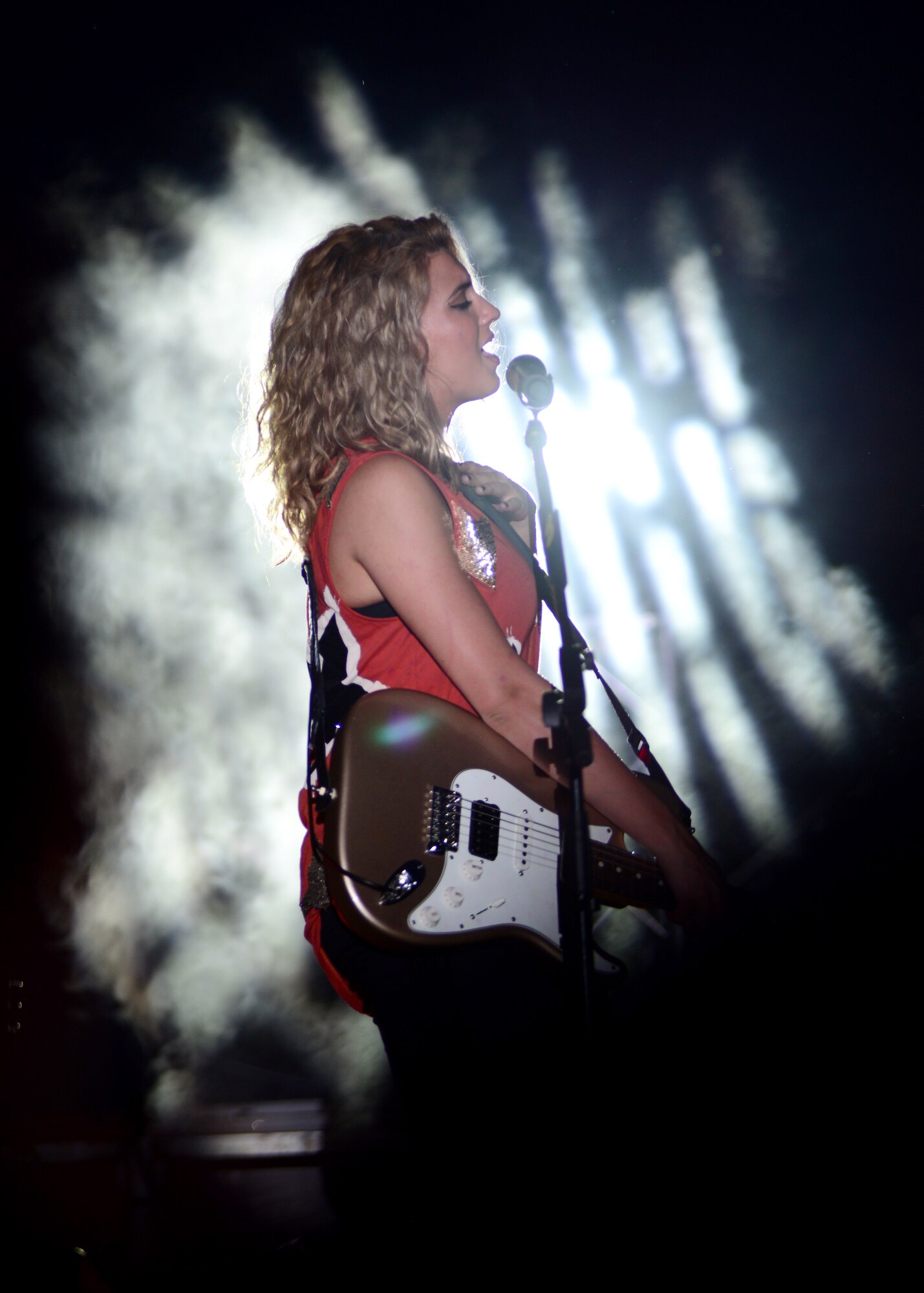 Tori Kelly performs during an Independence Day celebration, July 2, 2016, at Aviano Air Base, Italy. The celebration was hosted by the 31st Fighter Wing and was open to all Team Aviano and local community members. (U.S. Air Force photo by Senior Airman Areca T. Bell/Released)