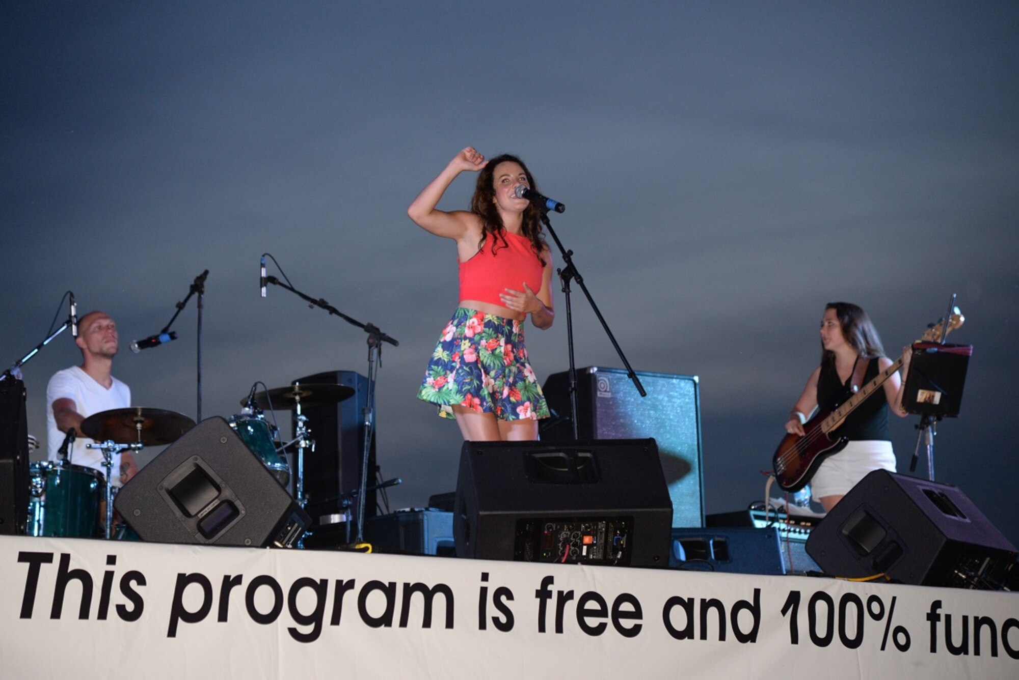 Danika Portz, pop and country music singer, performs at the 2016 Fireworks on the Water July 1 at the Stennis Lock and Dam in Columbus, Mississippi. Portz performance lasted until the firework show started after dusk. (U.S. Air Force photo/Airman 1st Class John Day)