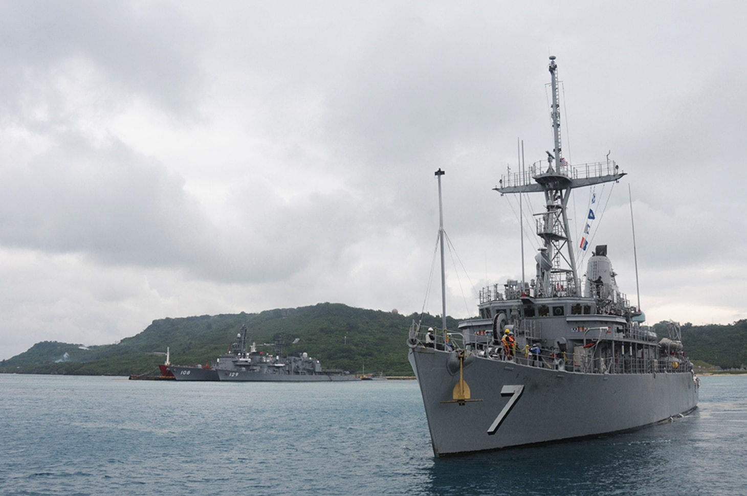 Okinawa, JAPAN  - Mine countermeasure ship USS Patriot (MCM 7) departs White Beach Naval Facility to join up with USS Chief (MCM 14) as they prepare to conduct squadron level mine countermeasure training which includes mine hunting and mine sweeping. Patriot and Chief are assigned to Mine Countermeasures Squadron (MCMRON) 7 forward deployed to Sasebo, Japan in U.S. 7th Fleet area of operations supporting security and stability in the Indo-Asia-Pacific region.