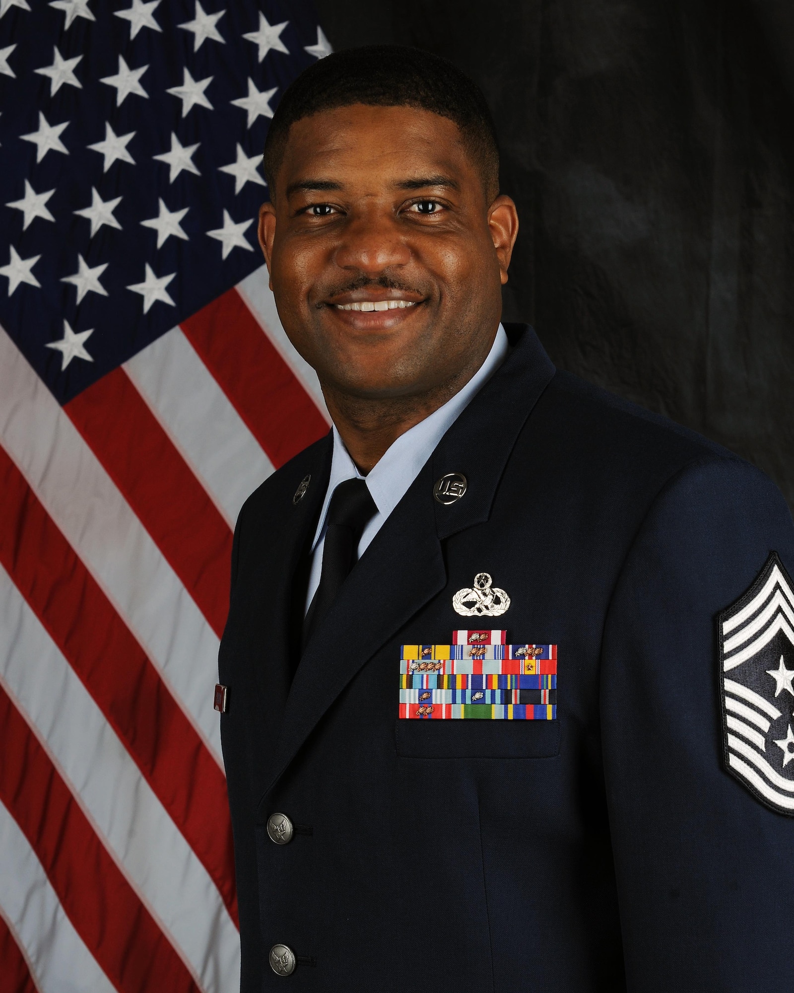 Chief Master Sgt. Phillip Easton official photo. (U.S. Air Force photo)