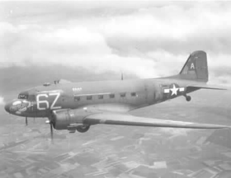 T h e “ P r i d e o f M i n n e s o t a ” d i s p l a y s t h e 6Z
markings for the D-Day invasion. (Courtesy Photo)