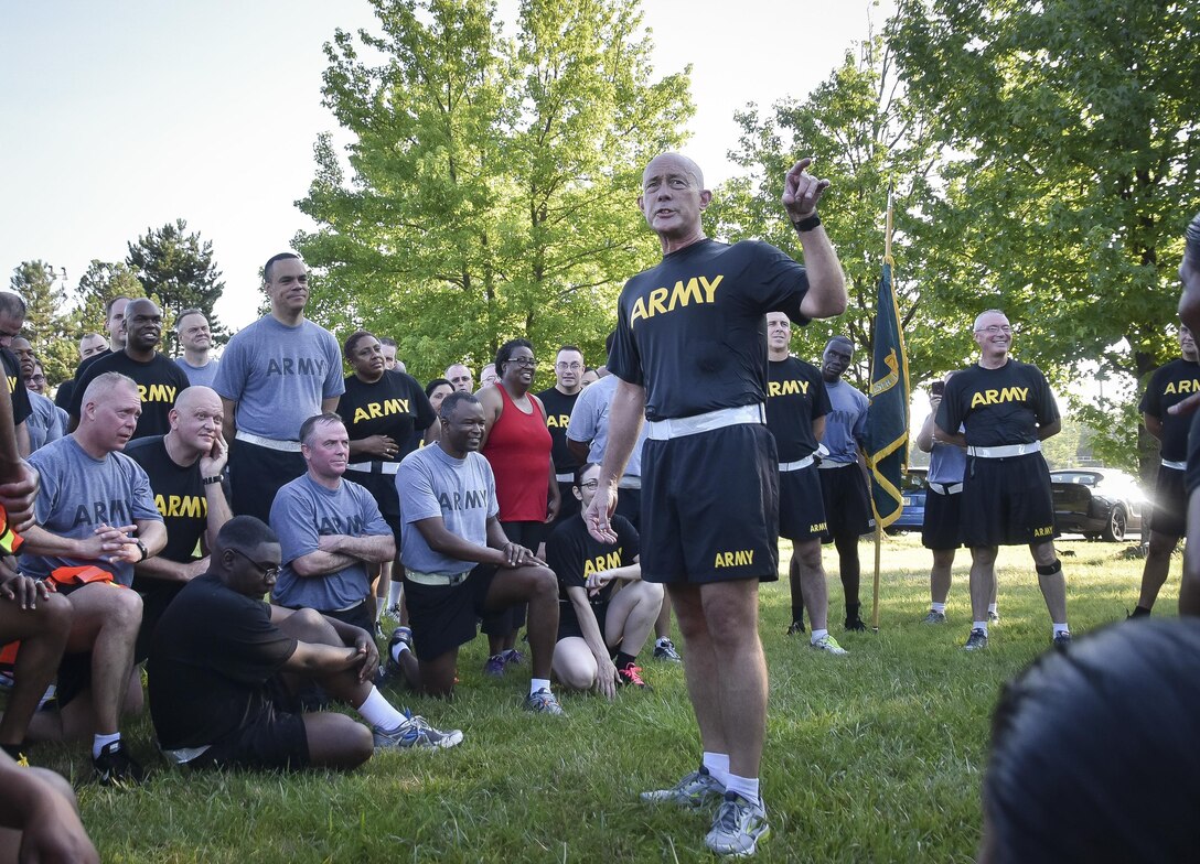 Lt. Gen. Charles D. Luckey, Chief of Army Reserve and U.S. Army Reserve Commanding General,   talks to Soldiers assigned to the Office of the Chief, Army Reserve, after a morning run at Fort Belvoir, Virginia, July 8, 2016.  Luckey assumed duty as the Chief of Army Reserve and Commanding General, on June 30, 2016 and now leads a community-based force of more than 200,000 Soldiers and Civilians with a “footprint” that includes 50 states, five territories, and more than 30 countries.  (U.S. Army photo by Master Sgt. Marisol Walker)