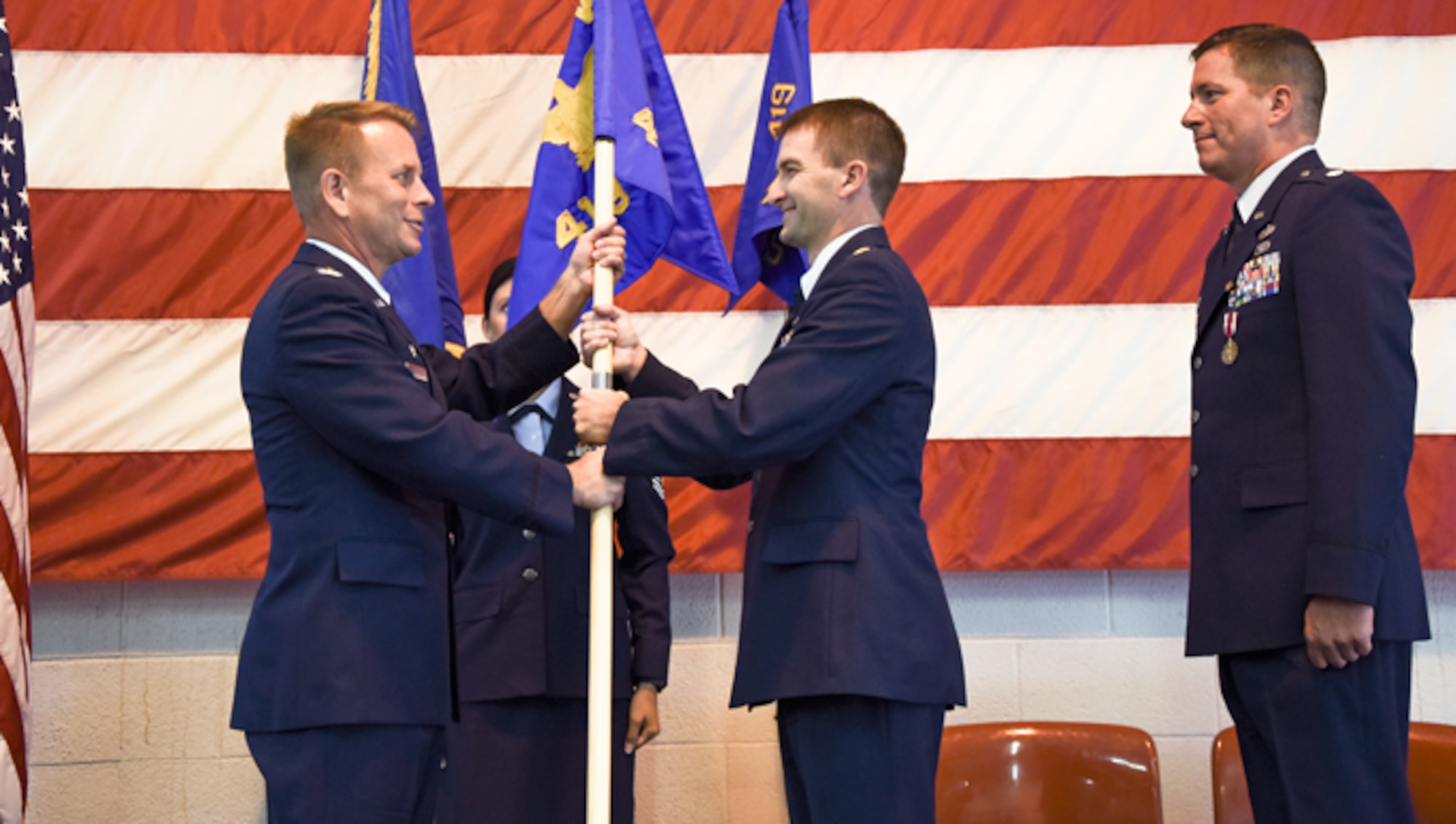 Major takes command of LRS > 419th Fighter Wing > Article Display