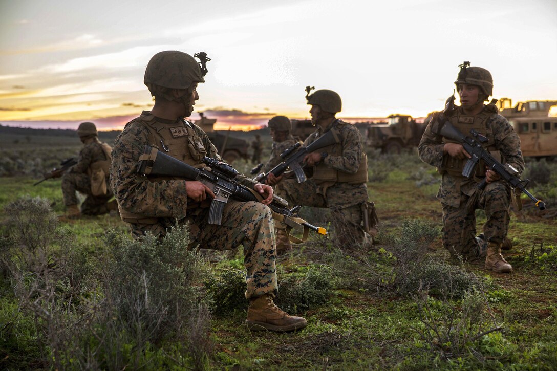 Marines establish a security perimeter after a simulated attack during Exercise Hamel at the Cultana Training Area in Australia, July 8, 2016. Marine Corps photo by Cpl. Mandaline Hatch