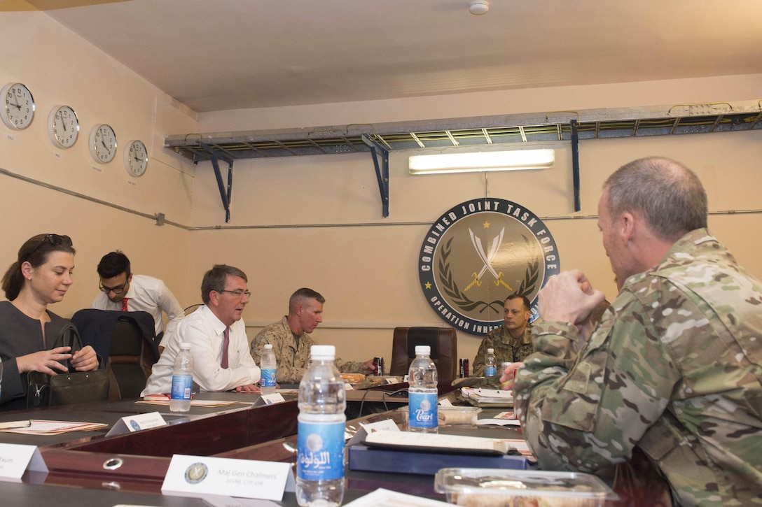 Defense Secretary Ash Carter meets with Army Lt. Gen. Sean MacFarland, commanding general of Combined Joint Task Force Operation Inherent Resolve, in Baghdad, July 11, 2016. DoD photo by Navy Petty Officer 1st Class Tim D. Godbee