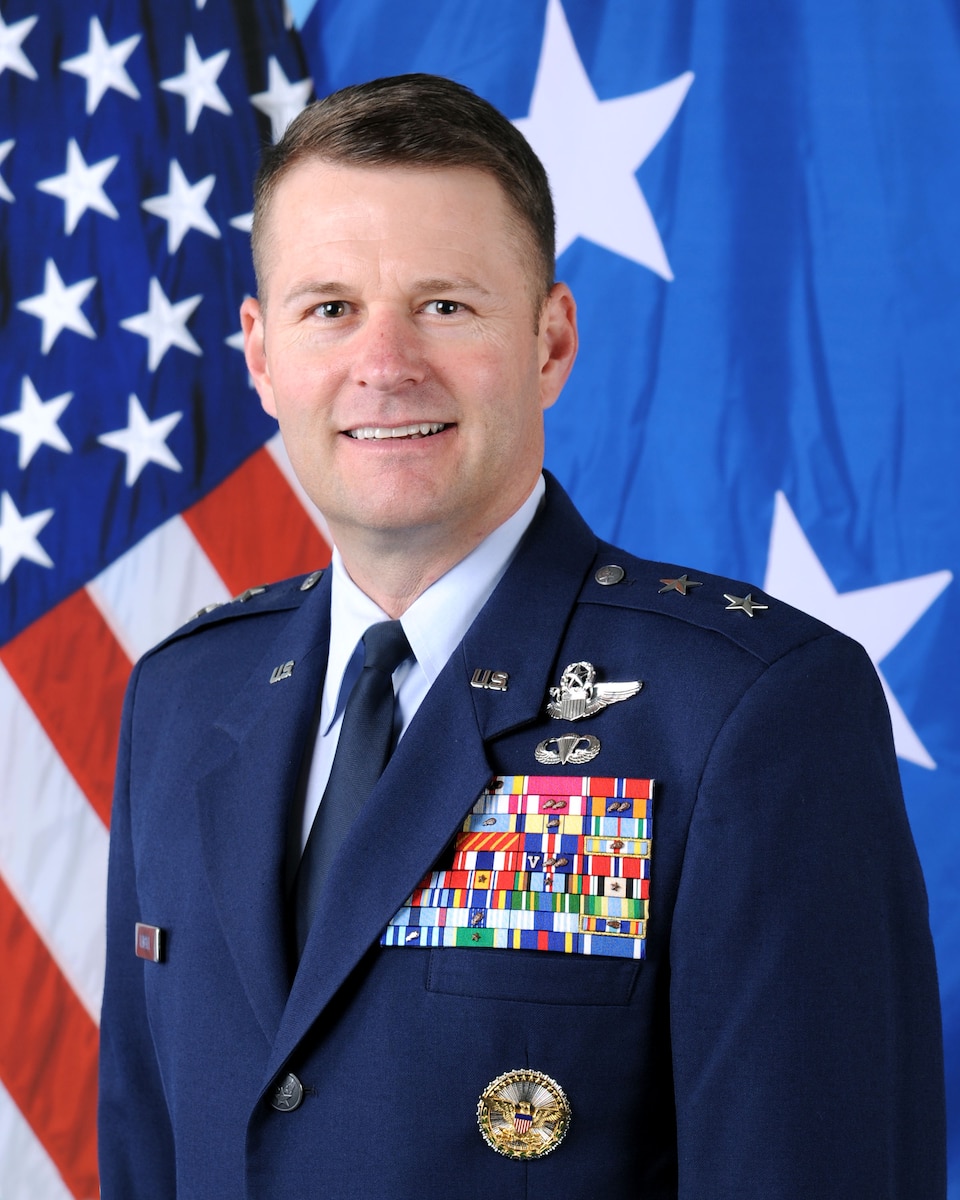 Maj Gen. Gregory Lengyel