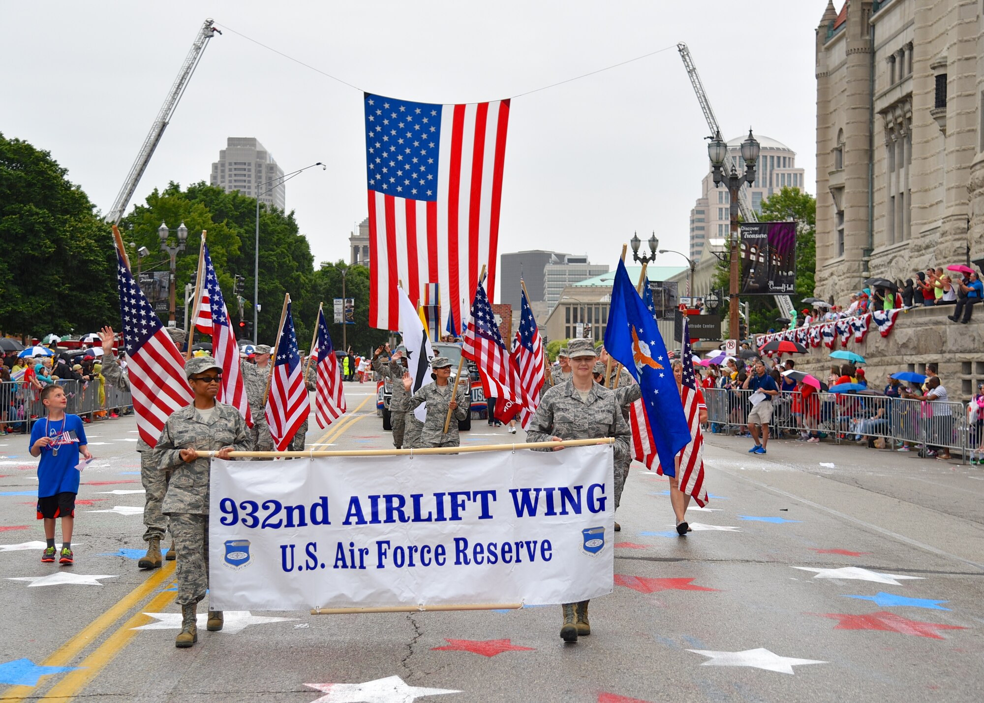 22nd Air Force was represented in the middle of America as the commander of the 932nd Airlift Wing, Col. Jonathan Philebaum, led his wing volunteers on a 1.5 mile walk in the Saint Louis Independence Day "VP" parade July 2, 2016. The Illinois Air Force Reserve Command unit, located at Scott Air Force Base, flies the C-40C aircraft for distinguished visitor airlift. (U.S. Air Force photo by Tech. Sgt. Christopher Parr)