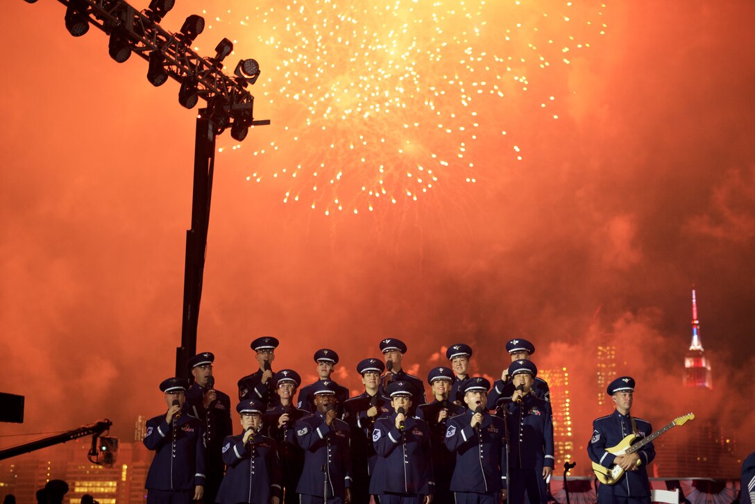 The United States Air Force Concert Band, the Singing Sergeants, and the Air Force Strings all teamed up for a performance at the Macy's 4th of July Fireworks display in New York City, which aired on NBC. (U.S. Air Force photo/Chief Master Sgt. Bob Kamholz)