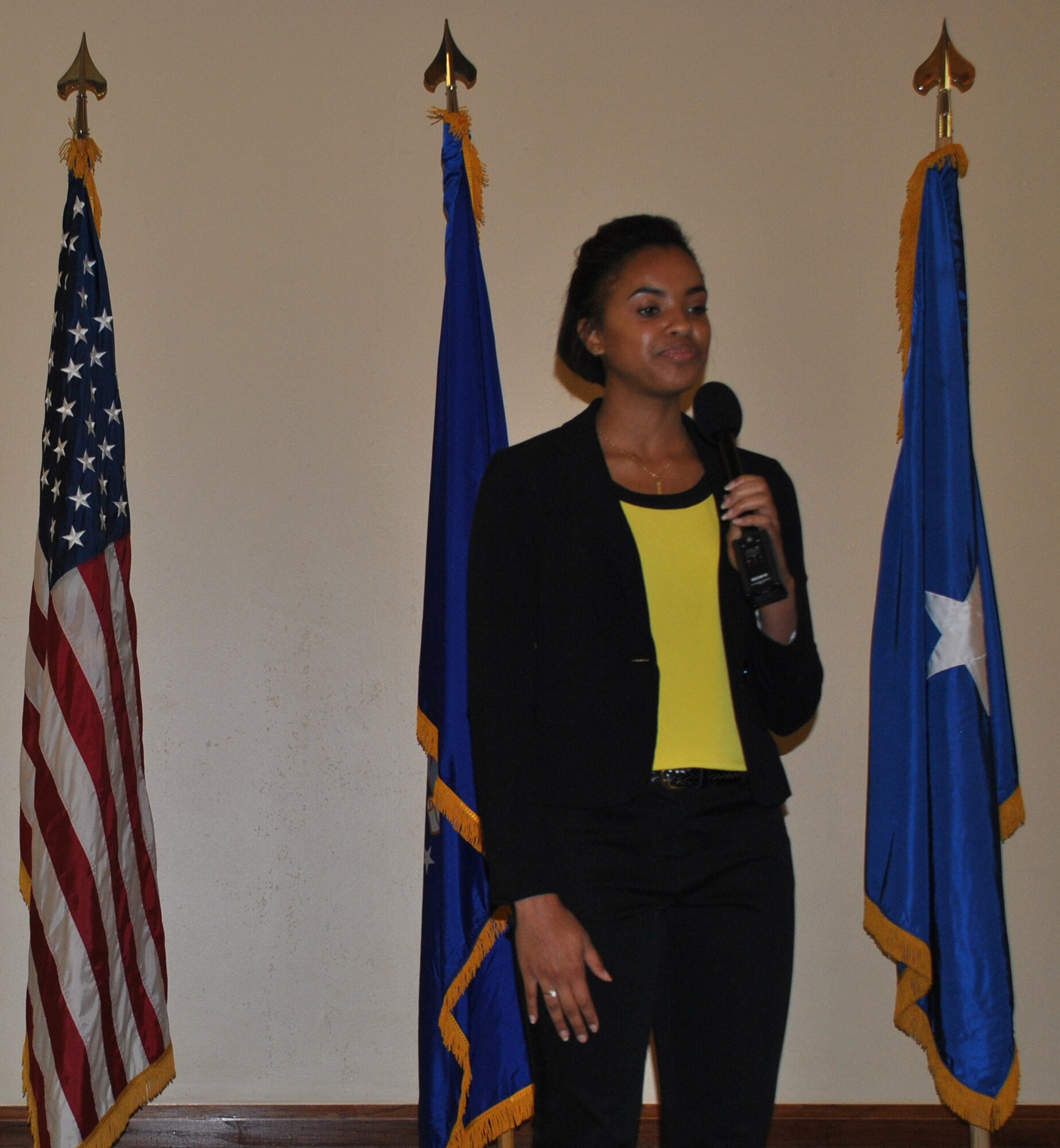 RianSimone Harris, 2015 Military Youth of the Year, addresses teens representing 43 Air Force base youth programs on June 16, 2016. The teens representing Air Force Base youth programs gathered in San Antonio for the annual Air Force Youth of the Year Camp June 13-17. (U.S. Air Force photo/Carole Chiles Fuller/released)