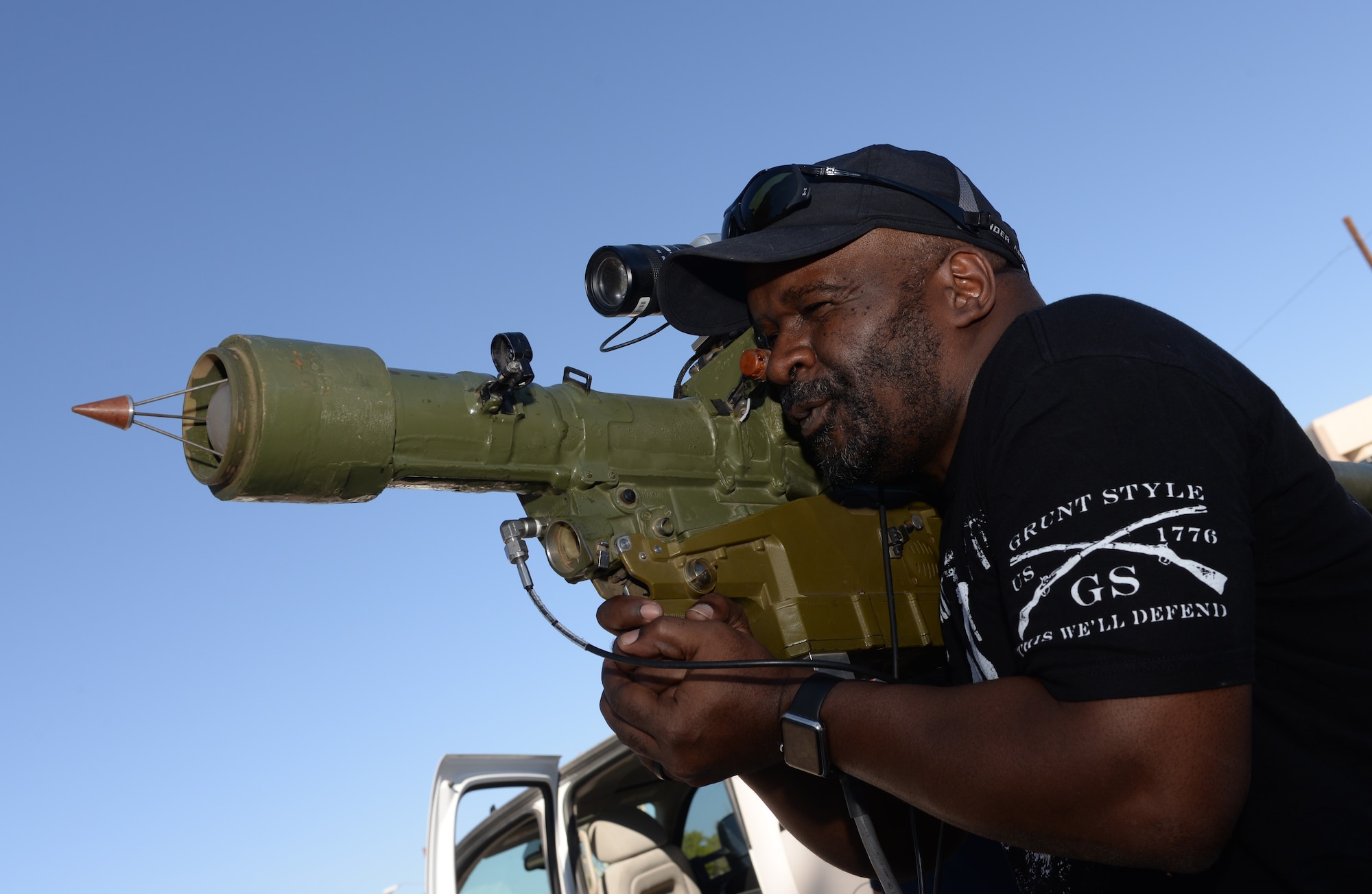 Tony Rankins, program manager for the Warfighter Integration Office at the Center for Countermeasures, aims a Man-Portable Air Defense System (MANPADS) during Red Flag 16-3 on Nellis Air Force Base, Nevada, July 18, 2016. The MANPADS is a guided weapons system used as a defense tactic against low-flying aircraft. Utilizing it in Red Flag exercises allow aircraft to simulate potential enemy fire. (U.S. Air Force photo by Senior Airman Kristin High/Released)