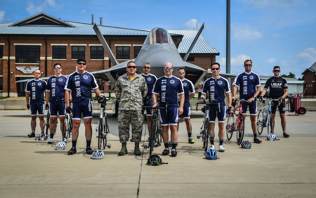Members of the Air Force Cycling Team pose for a photo in front of the F-22
Raptor at Langley Air Force Base, Va., July 8, 2016. The team will travel to
Greenwood, Iowa to ride in the 43rd Register's Annual Great Bicycle Ride
Across Iowa, July 21-28. To prepare for the 500-mile ride, the
National Capital Region of the AFCT rode approximately 25 to 35 miles three
to four times each week. (U.S. Air Force photo by Tech. Sgt. Daylena Ricks)
