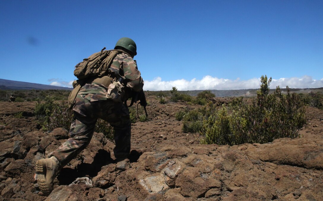 Pvt. Wader Soni participates in a live fire exercise at Pohakuloa Training Area, Hawaii, July 16, 2016. The soldiers are participating in Rim of the Pacific 2016, a multinational military exercise, from June 29 to Aug. 4 in and around the Hawaiian Islands. RIMPAC offers the U.S. military the opportunity to train with partners and allies in the Pacific region. Soni is an infantryman with Tonga’s His Majesty’s Armed Forces Army. (U.S. Marine Corps Photo by Cpl. Natalie A. Dillon)