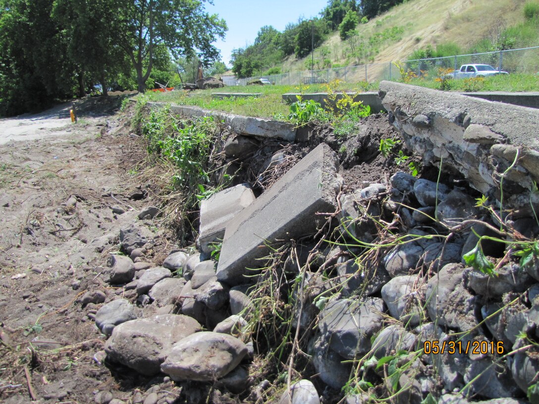 The Chestnut Recreation Area in Clarkston, Washington, will reopen on Wednesday, July 27. The U.S. Army Corps of Engineers recreation area was temporarily closed May 31 to enable maintenance staff to replace a 240-feet-long dilapidated rock-and-mortar wall, which was falling apart and beginning to pose a safety risk to visitors. Corps staff originally estimated the work would continue until mid-August, but thanks to cooperative weather and ideal work site conditions, the project was completed early. (U.S. Army Corps of Engineers photo)