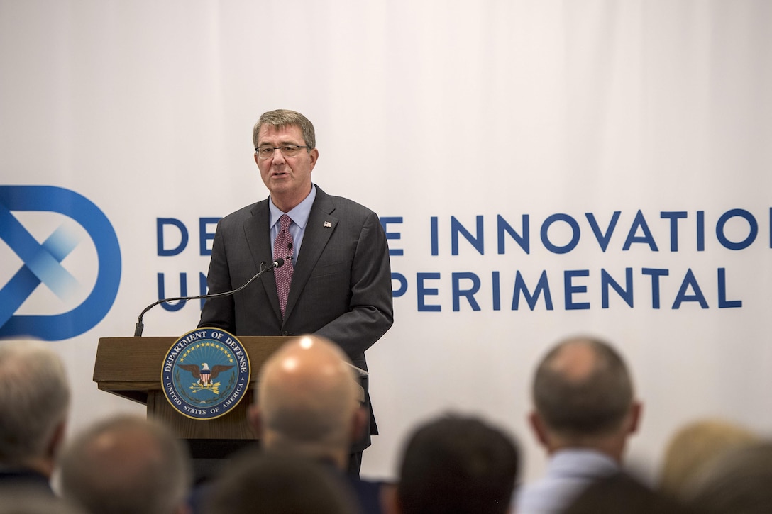 Defense Secretary Ash Carter delivers remarks during a meeting at the new Defense Innovation Unit Experimental, or DIUx, office in Boston, July 26, 2016. DoD photo by Air Force Tech. Sgt. Brigitte N. Brantley