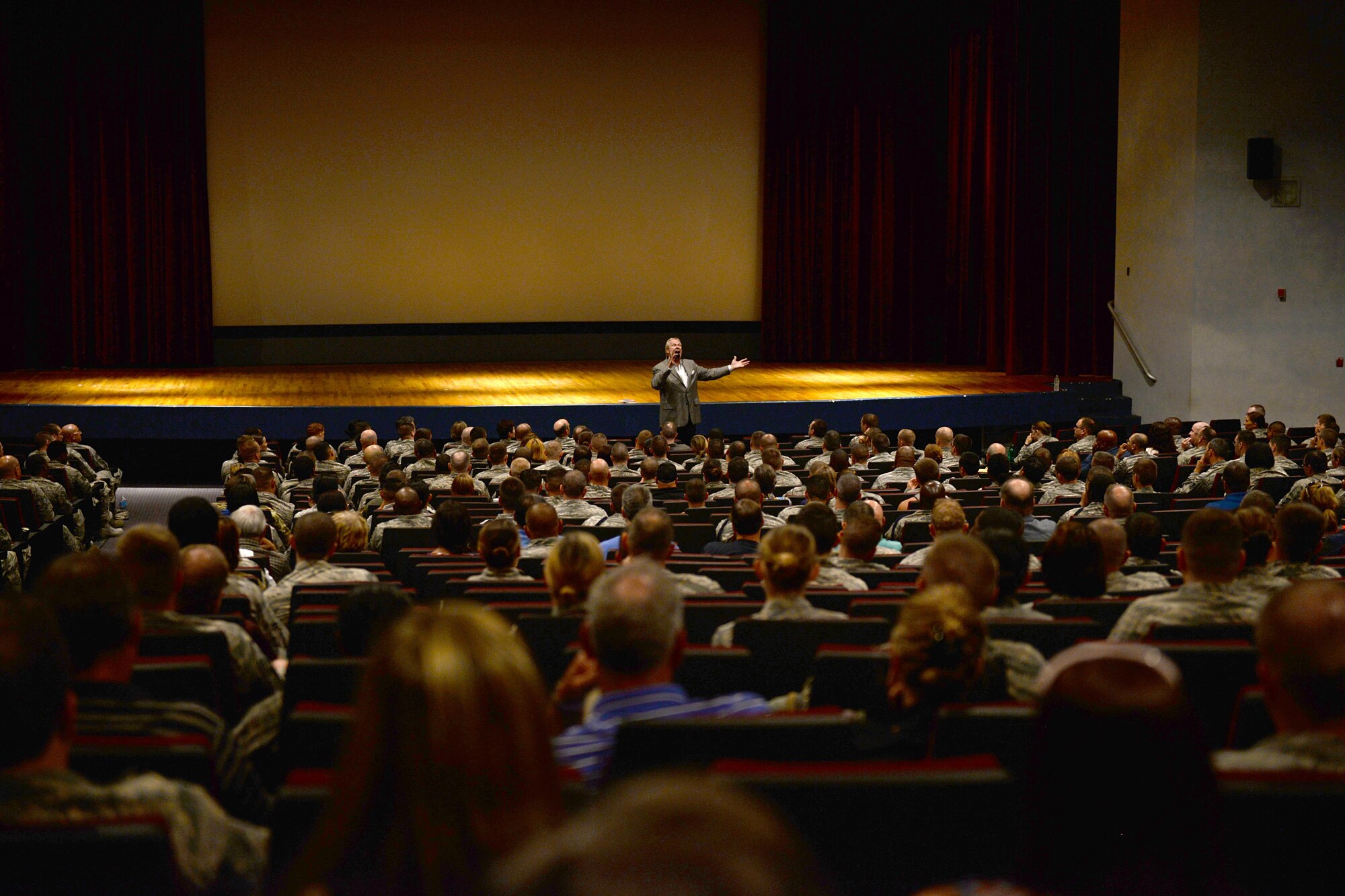 Dan Clark, a well renowned author, songwriter and motivational speaker, visits Sheppard Air Force Base, Texas, July 22, 2016, to share his leadership experience with the base and local community. Clark conducted two free one-hour leadership seminars at the base theater and one at the Sheppard Club for all military, civilians, spouses and trainees. (U.S. Air Force photo by Senior Airman Kyle E. Gese/Released)