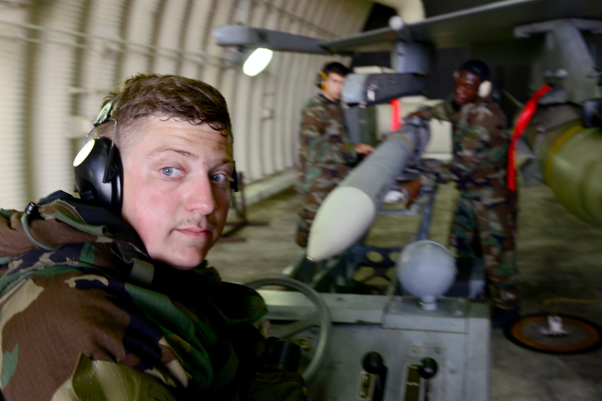 Weapons crew members from the 8th Aircraft Maintenance Squadron unload bombs from an F-16 Fighting Falcon during Beverly Pack 16-4 at Kunsan Air Base, Republic of Korea, July 25, 2016. The exercise tested Airmen on their ability to survive and operate while under the stress of simulated wartime activities. (U.S. Air Force photo by Senior Airman Ashley L. Gardner/Released)