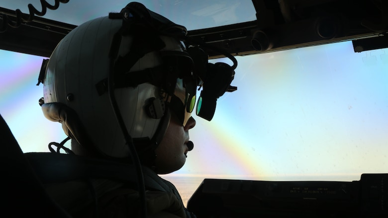 A Marine with Marine Medium Tiltrotor Squadron (VMM) 364 “Purple Foxes” flies an MV-22B Osprey during section and division confined area landings at Holtville Airfield, Calif., May 20. The training was conducted to familiarize both pilots and crew chiefs with landing in a small area around other aircraft. 