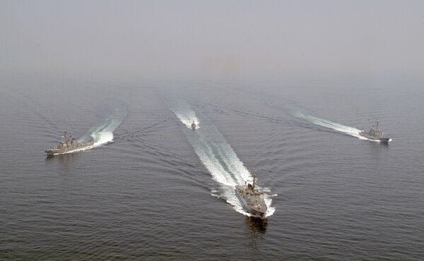160525-N-YU572-134
SEA OF JAPAN (May 25, 2016) – The Republic of Korea destroyer ROKS Sejong the Great (DDG-991), front, the guided-missile destroyer USS Decatur (DDG 73), left, the Republic of Korea corvette ROKS Yeosu (PCC-765), top, and the guided-missile destroyer USS Momsen (DDG 92), right, steam in formation during a maneuvering exercise. The destroyers Decatur, Momsen, and USS Spruance (DDG 111) are deployed as part of a U.S. 3rd Fleet Pacific Surface Action Group (PAC SAG) under Destroyer Squadron (CDS) 31. (U.S. Navy photo by Naval Aircrewman 3rd Class Coty Voll/Released)
