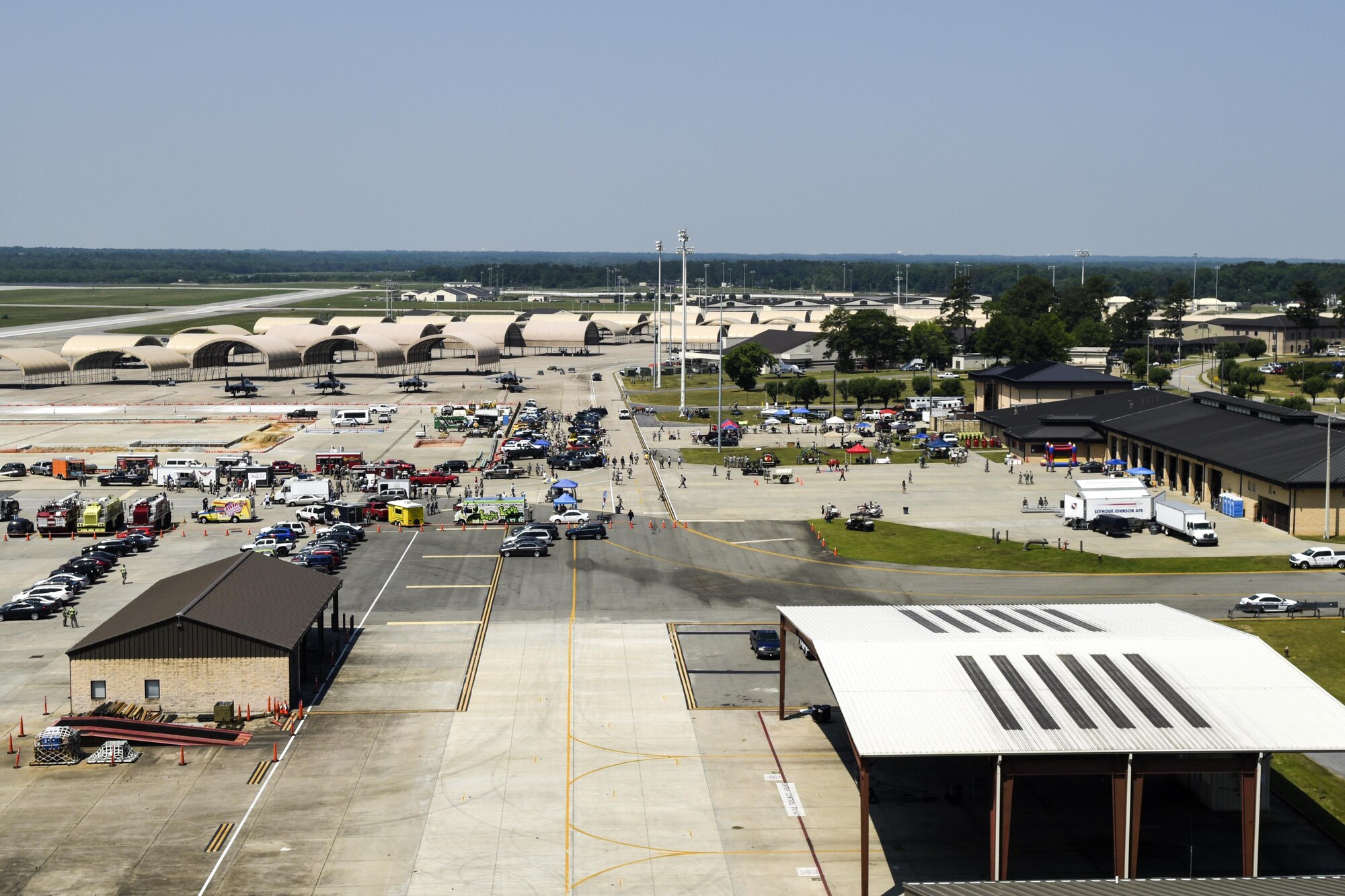 More than 3,000 Airmen attended a Make It Better Club Day event, May 26, 2016, at Seymour Johnson Air Force Base, North Carolina. The MIB initiative was originally created to pull Airmen and their families together to make the base a more welcoming and active environment. (U.S. Air Force photo by Airman Shawna L. Keyes/Released)    