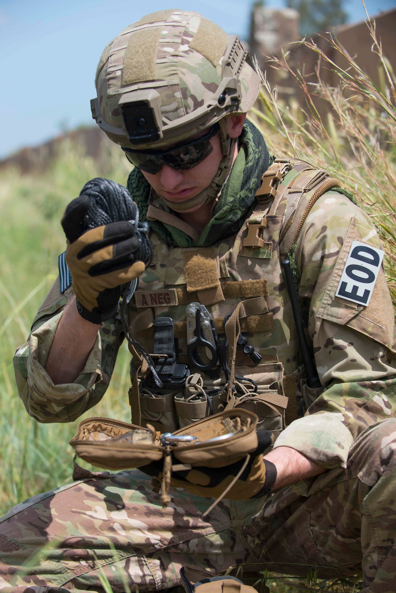 U.S. Air Force Senior Airman Alex Johnson, 39th Civil Engineer Squadron explosive ordnance disposal journeyman, readies a rope for use during a training exercise May 17, 2016, at Incirlik Air Base, Turkey. EOD Airmen divided into multiple teams to complete training objectives throughout the day. (U.S. Air Force photo by Senior Airman John Nieves Camacho/Released)
