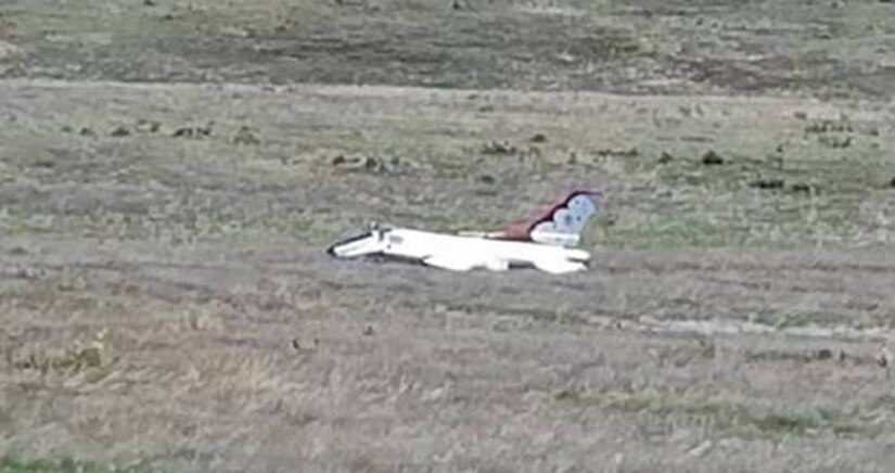 A U.S Air Force Thunderbirds F-16 Fighting Falcon jet crash landed June 2 in a field near Colorado Springs, Colorado, following the U.S. Air Force Academy commencement. (Courtesy photo)