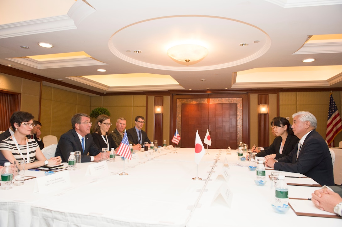 Defense Secretary Ash Carter holds a bilateral meeting with Japanese Defense Minister Gen Nakatani in Singapore, June 4, 2016. DoD photo by Navy Petty Officer 1st Class Tim D. Godbee