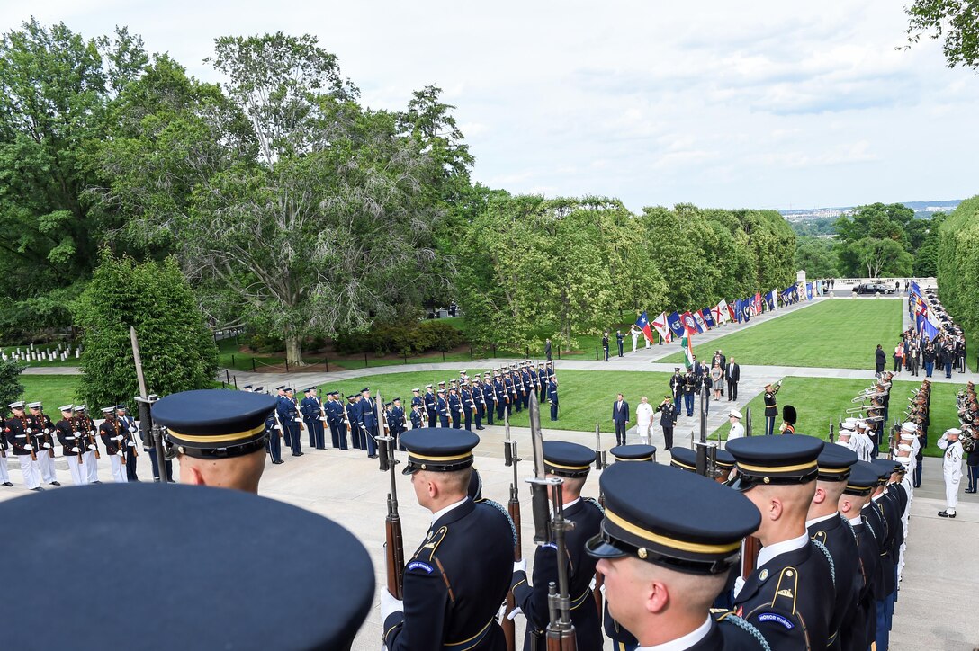 Defense Secretary Ash Carter, center left, faces the Tomb of the Unknown Soldier with Indian Prime Minister Narendra Modi and Army Maj. Gen. Bradley A. Becker, center right, during a wreath-laying ceremony at Arlington National Cemetery, Va., June 6, 2016. Becker is commanding general of Joint Force Headquarters National Capitol Region and the U.S. Army Military District of Washington. DoD photo by Army Sgt. 1st Class Clydell Kinchen