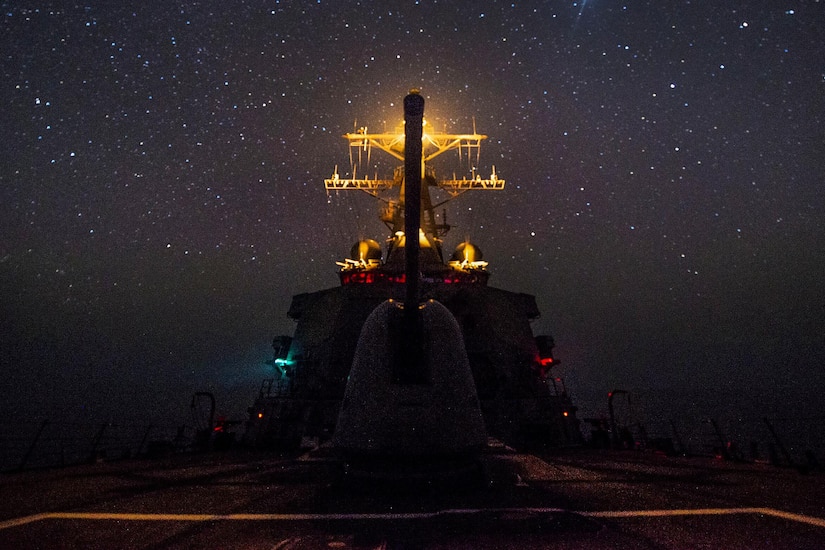 The USS Gonzalez transits the Gulf of Aden, June 1, 2016. The guided-missile destroyer is supporting Operation Inherent Resolve, maritime security operations and theater security cooperation efforts in the U.S. 5th Fleet area of operations. Navy photo by Petty Officer 3rd Class Pasquale Sena