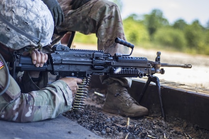 A Soldier in his 6th week of Basic Combat Training with Co. A, 3rd Bn., 39th Inf. Reg., fires the M249 Light Machine Gun at targets downrange on the U.S. Weapons Demonstration range at Fort Jackson, S.C., June 8. (U.S. Army photo by Sgt. 1st Class Brian Hamilton/ released)