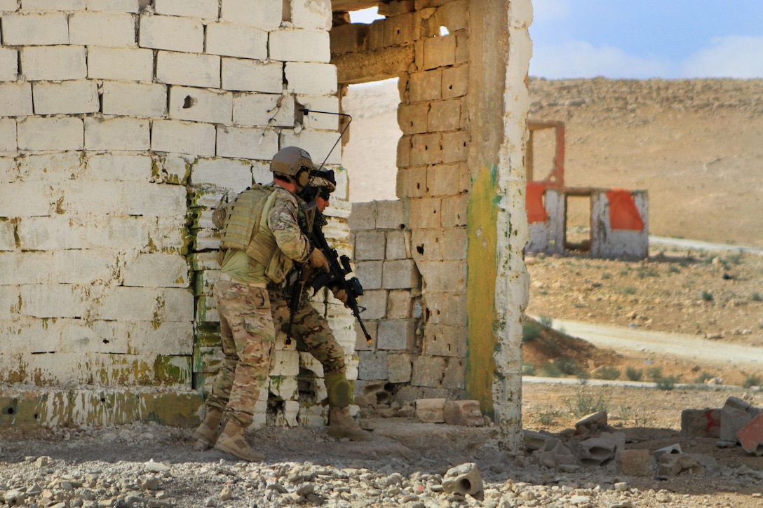 U.S. and Jordanian special operations forces clear a building during a simulated raid as part of exercise Eager Lion 2016 in Al Zarqa, Jordan, May 23, 2016. Army photo by Sgt. 1st Class Sean Foley