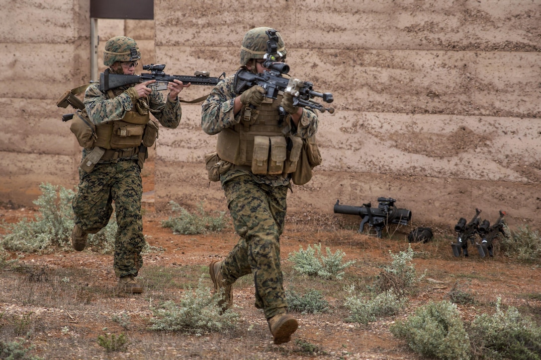 Marines conduct exterior military operations during Exercise Predator Strike at Cultana Training Area, Australia, June 5, 2016. The Marines are assigned to Charlie Company, 1st Battalion, 1st Marine Regiment. The annual exercise allows Marines to enhance their skills and train with Australian forces. Marine Corps photo by Cpl. Carlos Cruz Jr.