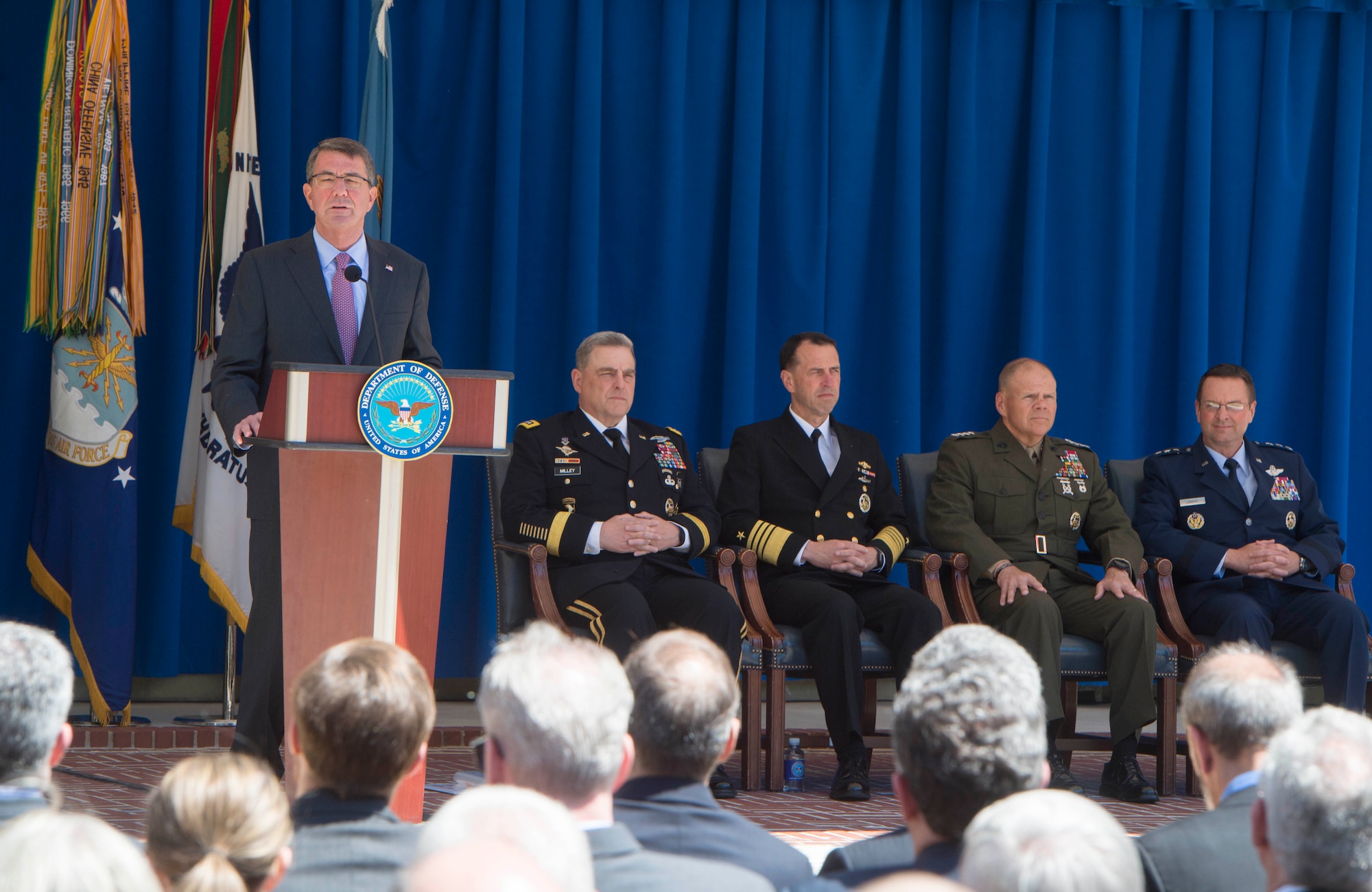 Defense Secretary Ash Carter announces new "Force of the Future" initiatives at the Pentagon, June 9, 2016. DoD photo by Navy Petty Officer 1st Class Tim D. Godbee