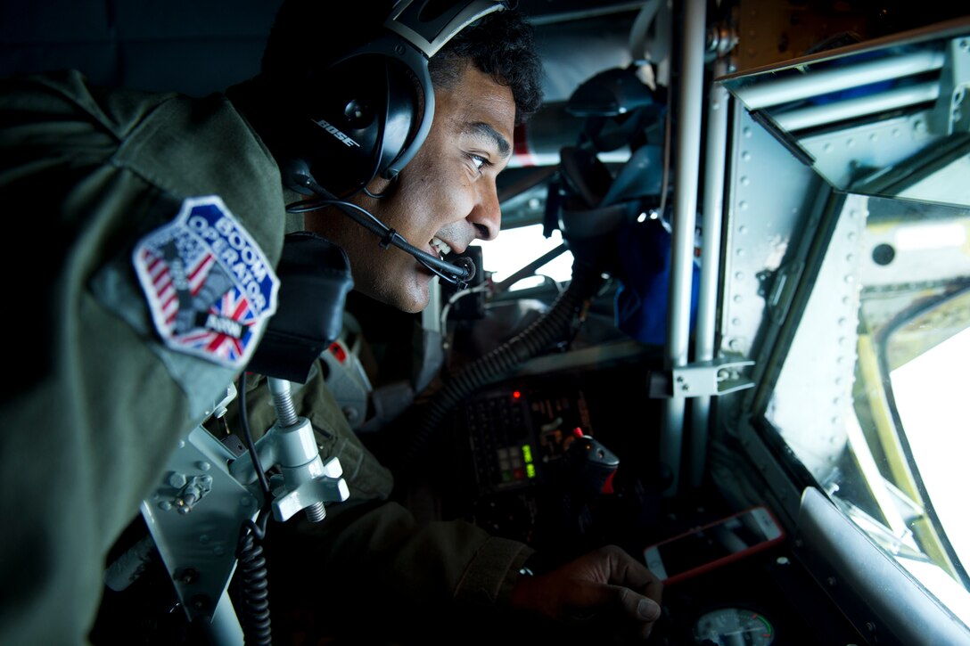 Airman 1st Class Lyndon Stoudmire, 100th Air Refueling Wing KC-135 Stratotanker boom operator, refueling aircraft over the Baltic Sea during Baltic Operations 2016, June 9, 2016, Powidz Air Base, Poland. In its 44th year, BALTOPS 16 is a multinational maritime exercise taking place in Estonia, Finland, Germany, Poland, Sweden and throughout the Baltic Sea. (U.S. Air Force photo/Senior Airman Erin Babis)

