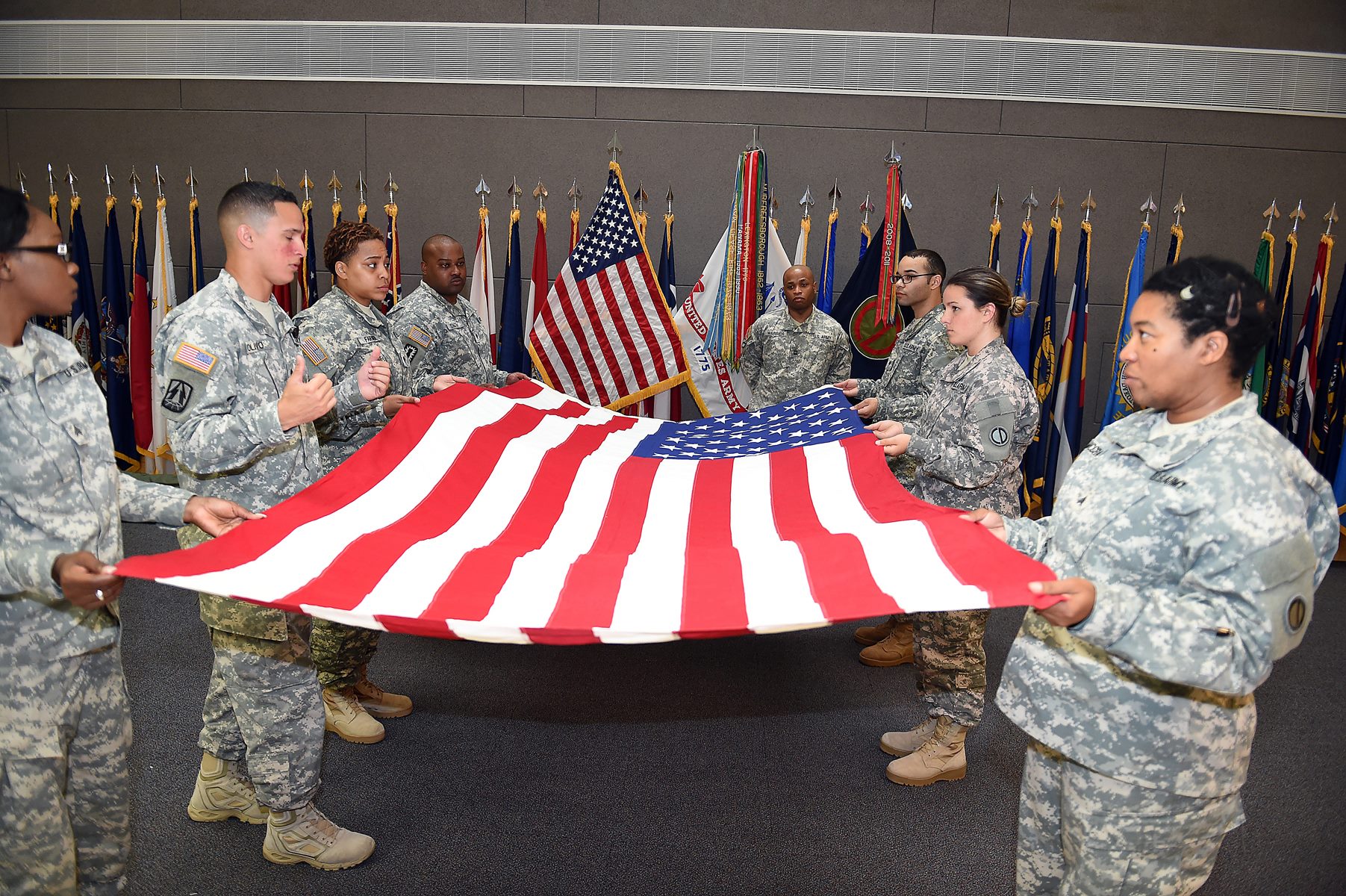 Us flag hotsell folding ceremony