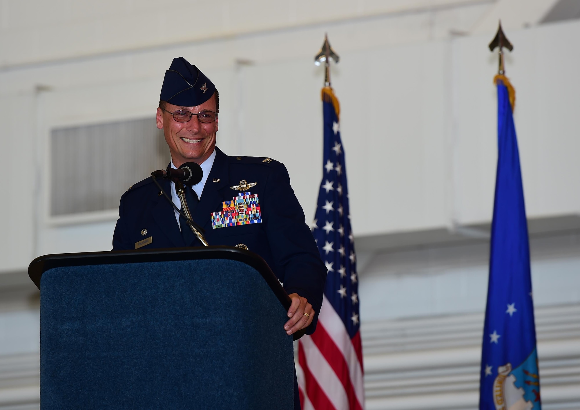Col. Tom Palenske, commander of the 1st Special Operations Wing, addresses 1st SOW Air Commandos during a change of command ceremony at Hurlburt Field, Fla., June 10, 2016. As the commander, Palenske will oversee the wing’s mission, which includes infiltration, resupply, air refueling, precision fire support and employing more than 70 aircraft. (U.S. Air Force photo by Senior Airman Andrea Posey)
