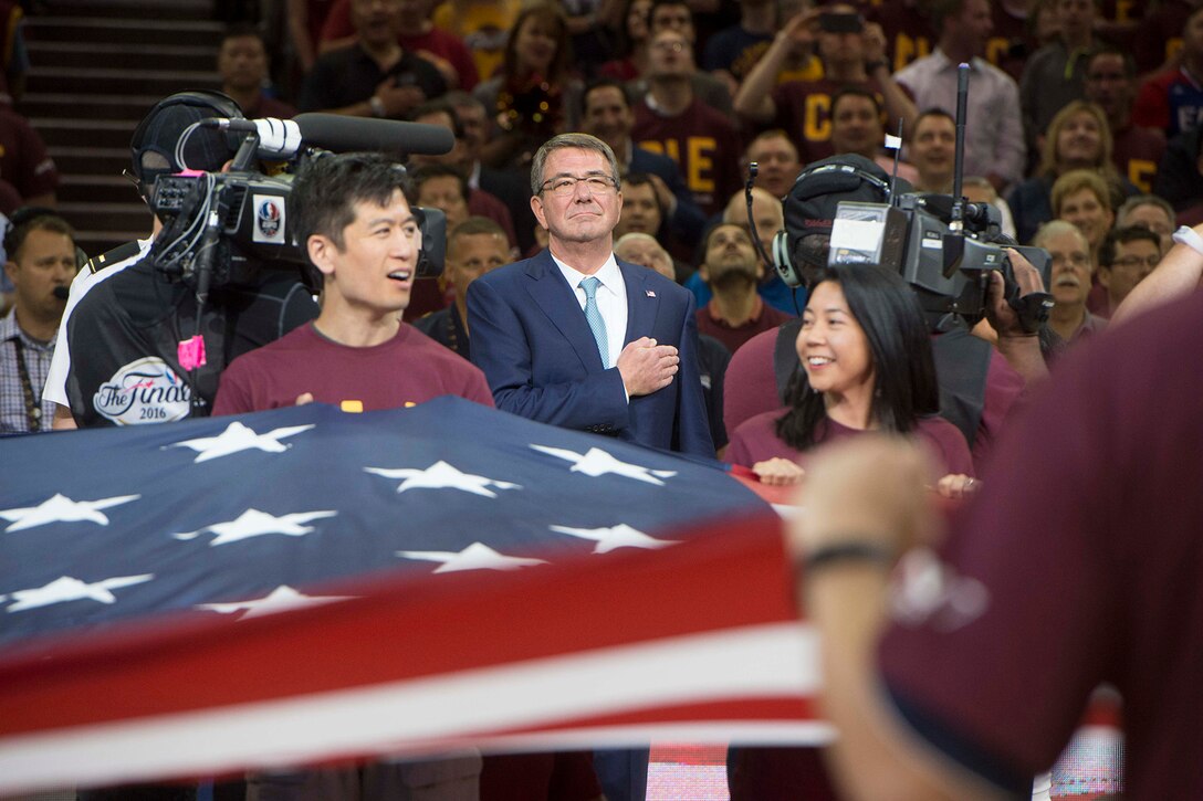 Defense Secretary Ash Carter observes the national anthem at Game 4 of the 2016 NBA Finals in Cleveland, June 10, 2016. DoD photo by Navy Petty Officer 1st Class Tim D. Godbee