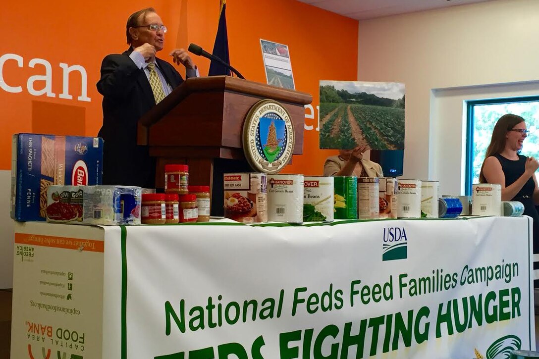 Thomas Chandler, president and CEO of the Mid-Atlantic Gleaning Network, speaks during the 2016 Feds Feed Families kickoff event at the Capital Area Food Bank in Washington, D.C., June 10, 2016. DoD photo by Susan Suddarth 