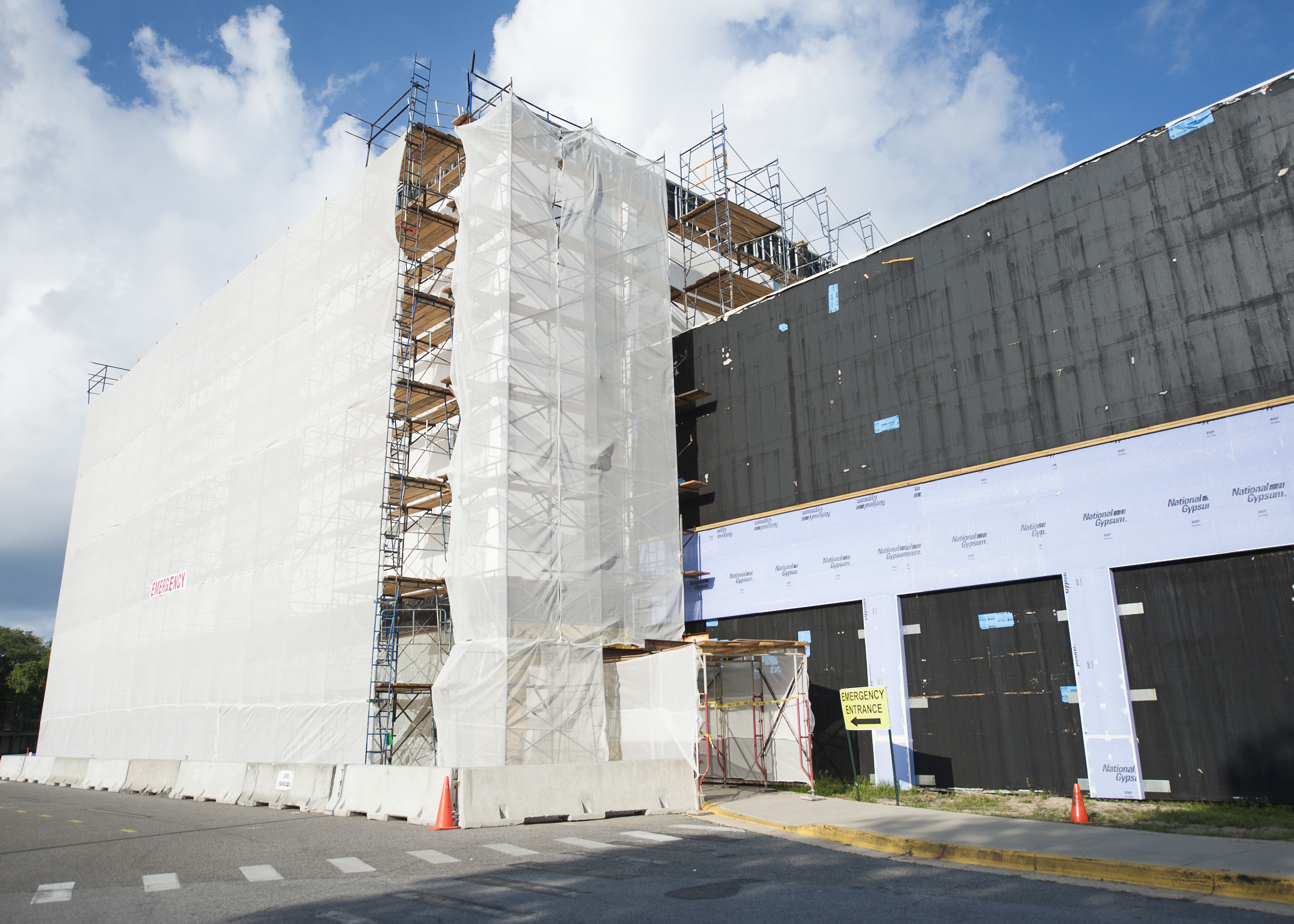 Hospital gets exterior ‘face lift’ > Eglin Air Force Base > Article Display